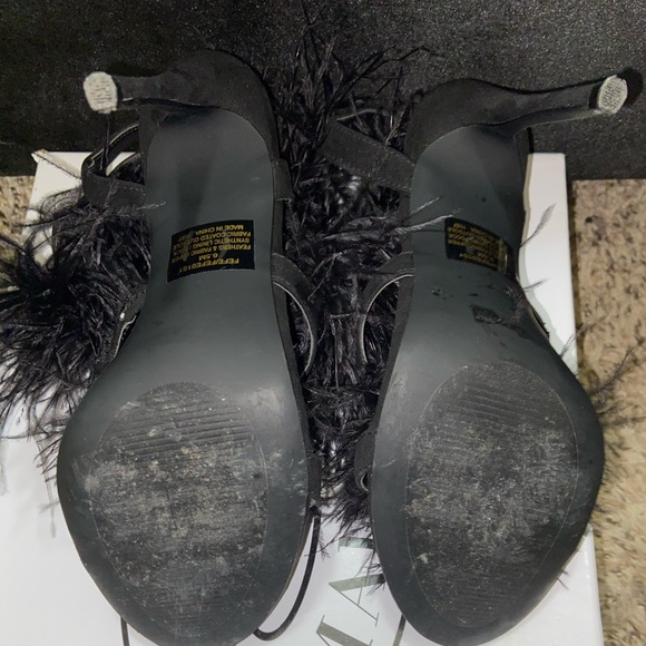 COPY - Steve Madden Fefe heels - Picture 4 of 4